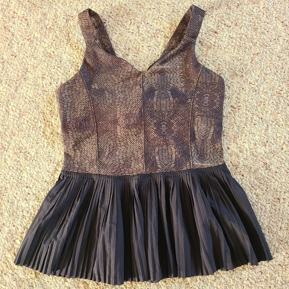 Lululemon City Tank Size 10 (m) in Golden Goddess Cashew Multi - Picture 6 of 9